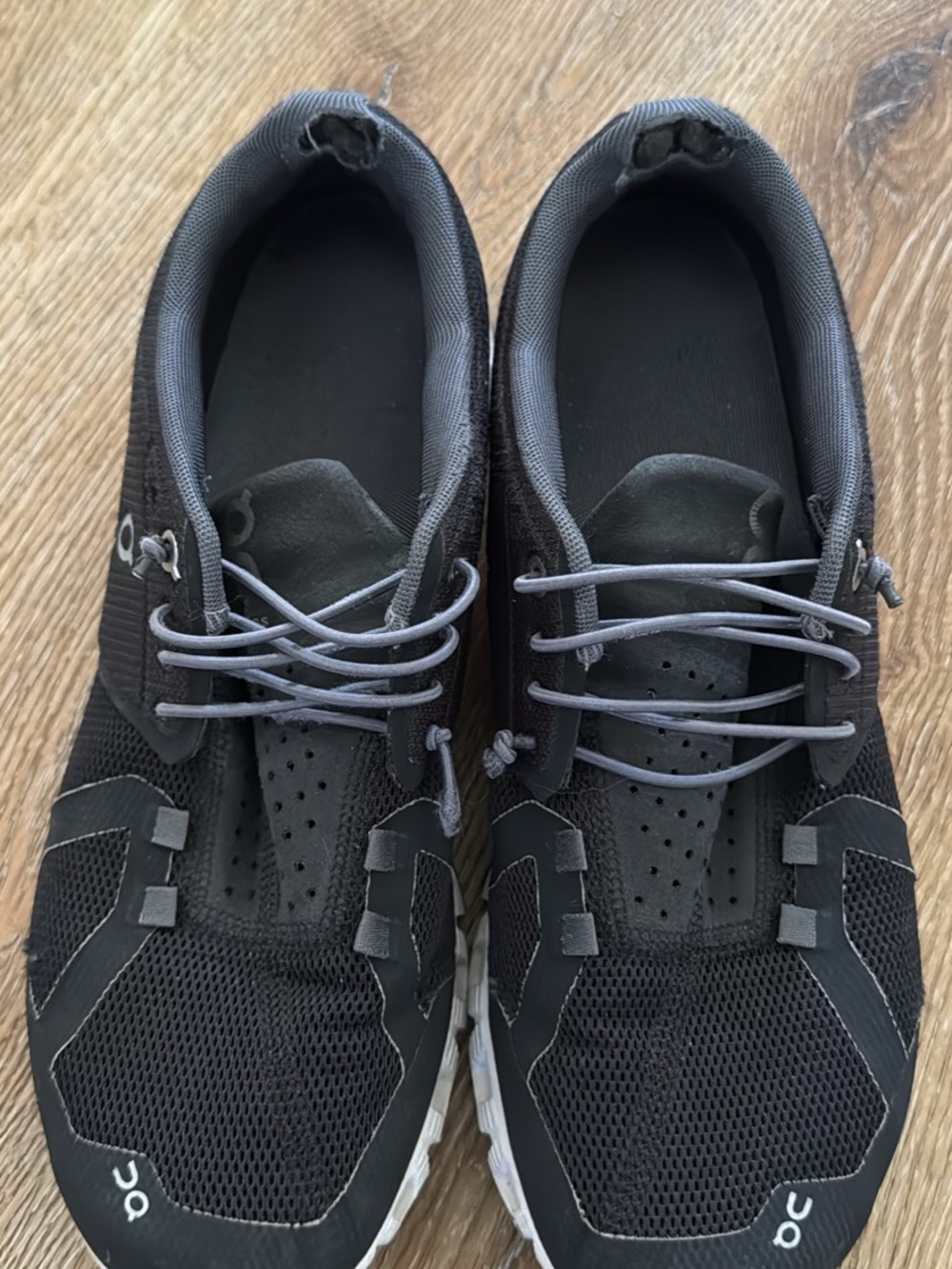 On Running Cloud Black/Gray Women’s Running Shoes
